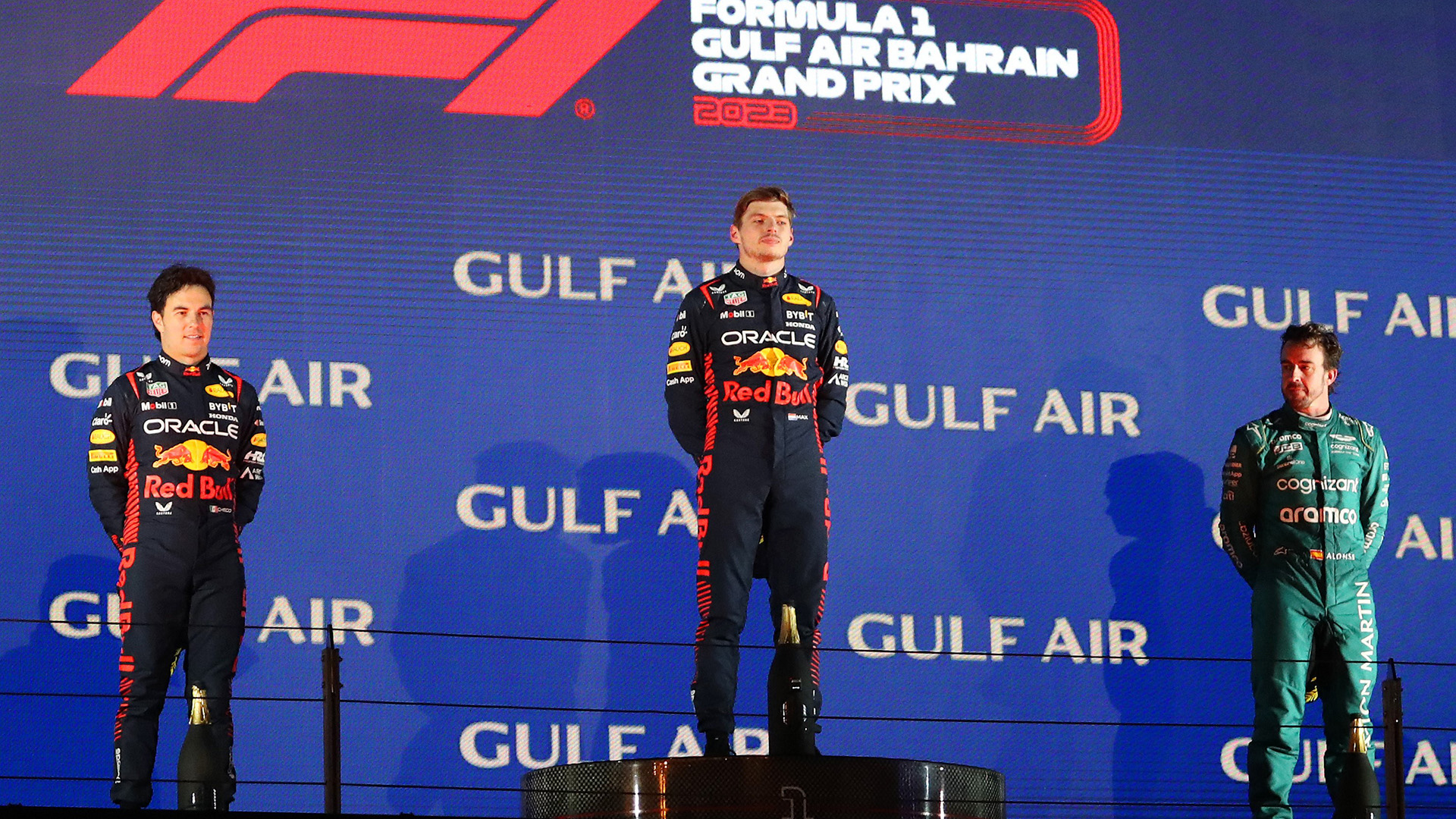 Команда Red Bull Racing начала сезон с победного дубля